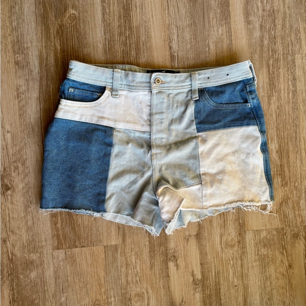 Vintage Hollister Denim Patchwork High-Rise Mom Shorts 3” Inseam 13/31